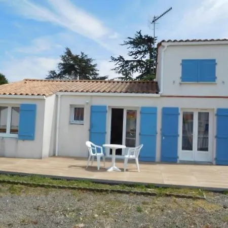 Maison Plain-pied Au Calme, Proche Et Commerces, Animaux Bienvenus Sur Demande - Fr-1-476-91 * La Faute-sur-Mer