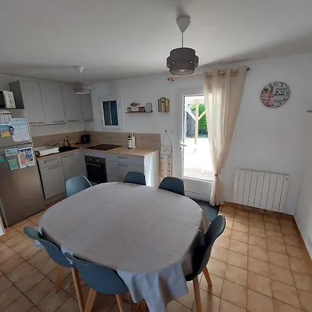 Holiday home Maison Plain-pied Au Calme, Proche Et Commerces, Animaux Bienvenus Sur Demande - Fr-1-476-91 La Faute-sur-Mer